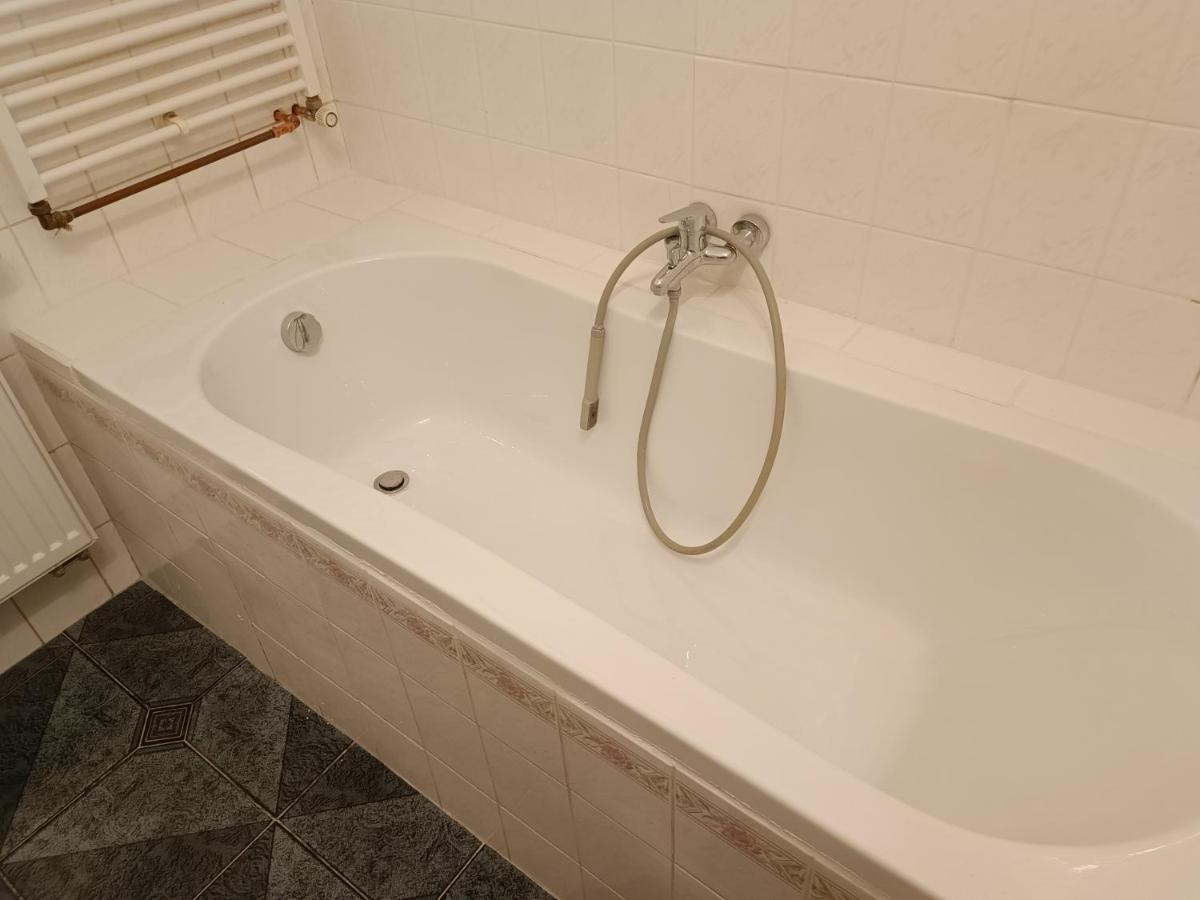 Apartman Horni Slavkov Hodinarstvi Eksteriør bilde