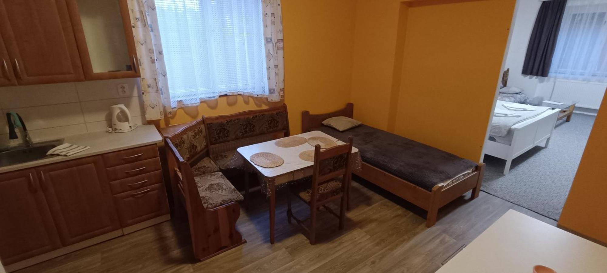 Apartman Horni Slavkov Hodinarstvi Eksteriør bilde